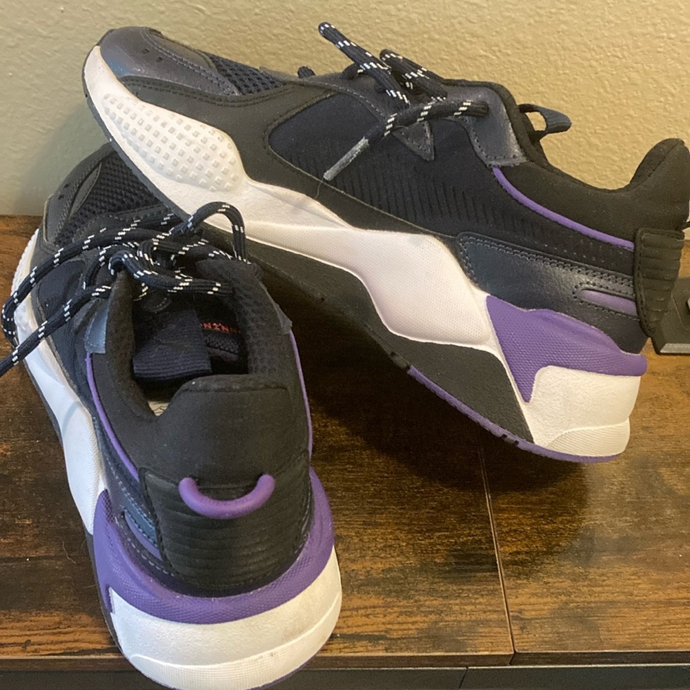 Kids Puma RS-X Black and Purple Sneakers size 6.5
